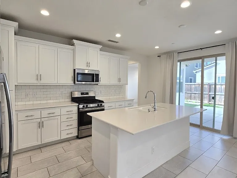 4324 Vineyard Dr — Photo 37