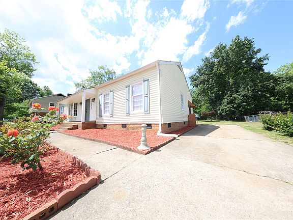 4th image of 6124 Coach Hill Ln
