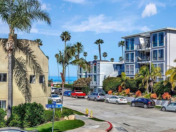 3rd image of 8121 Camino Del Sol Unit 201