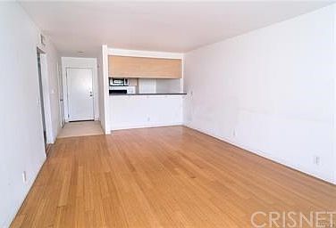 4th image of 7826 Topanga Canyon Blvd #42