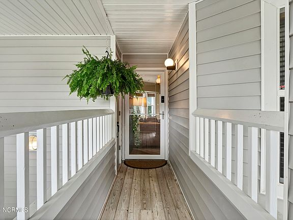 3rd image of 4116 Breezewood Drive Apt 203
