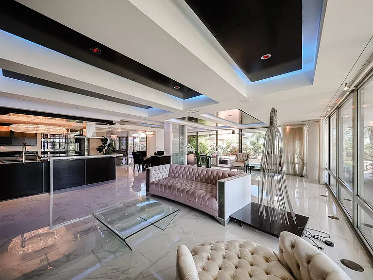 7157 E Rancho Vista Dr — Photo 30