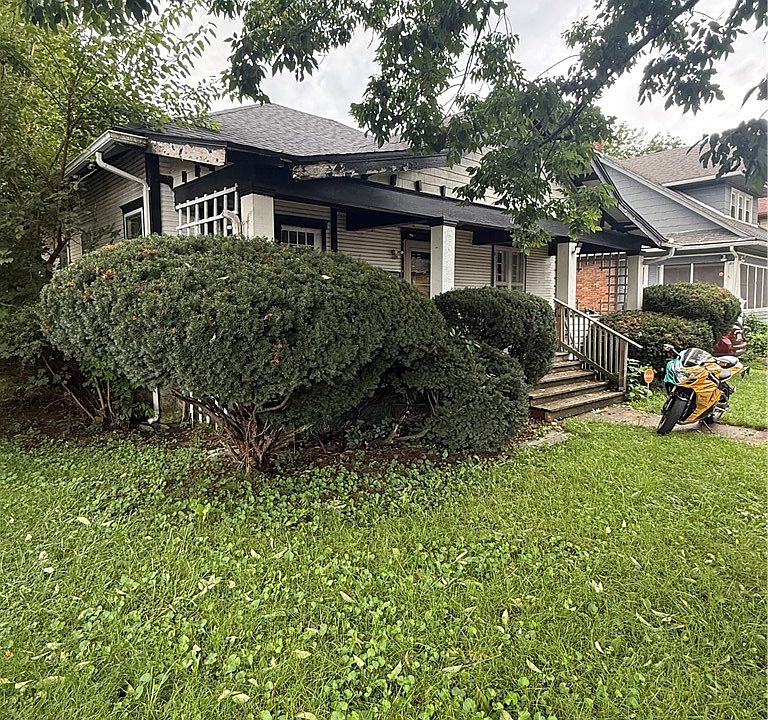 2nd image of 1837 S Fountain Ave