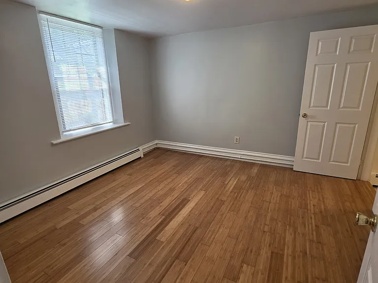 35 Baltimore St #B — Photo 4