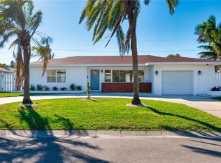 2315 S Shore Dr SE, Saint Petersburg, FL 33705