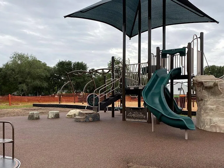 Lakefield playground