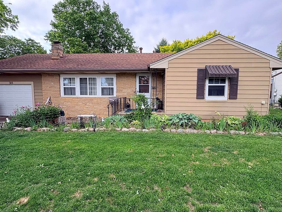 1st image of 315 E 9th St