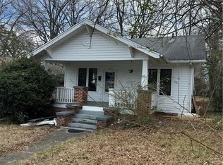1003 Lexington Ave, Greensboro, NC 27403