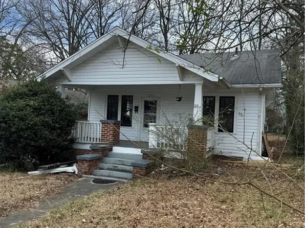 1003 Lexington Ave, Greensboro, NC 27403