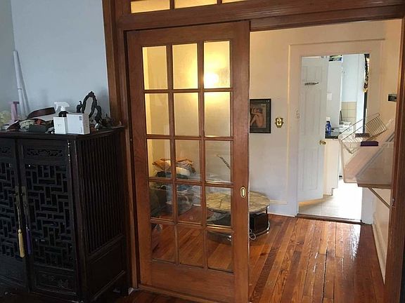 5th image of 85A Kingsland Ave #2