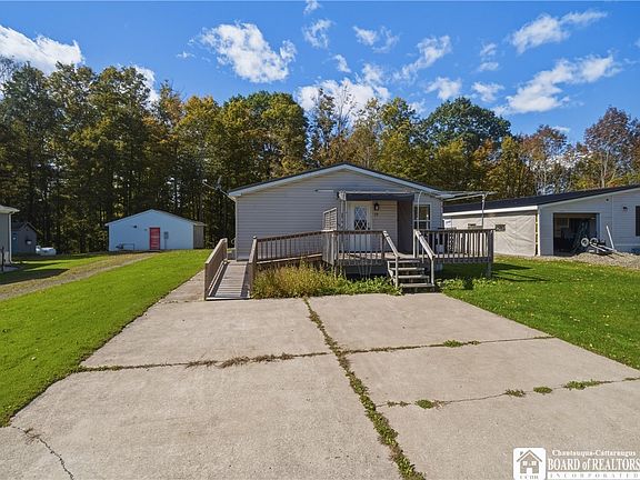 3rd image of 3393 Carpenter Pringle Rd Lot 29