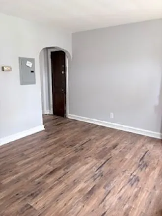1 bed, $1,350 — Photo 2