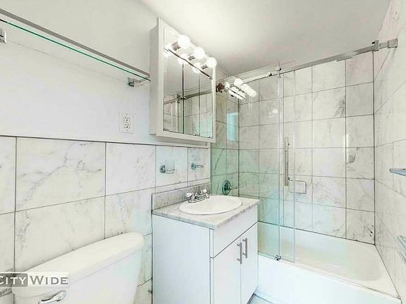 3rd image of 145 E 16th St #2W