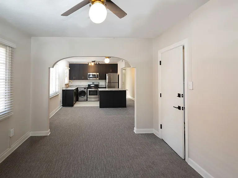 Bigelow Chapman Apartments — Photo 43