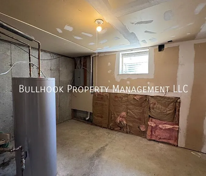 620 13th St W #13 — Photo 13