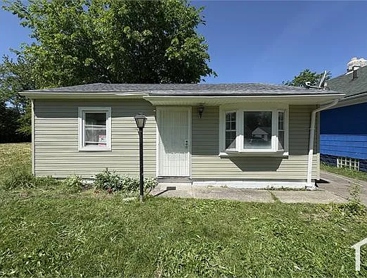 2 bed, 672 sqft, $1,500 — Photo 1