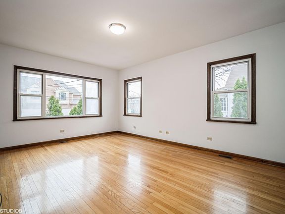 5th image of 1739 Jefferson Ave