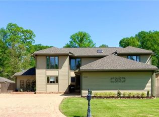 31765 River Pines Dr, Springfield, LA 70462