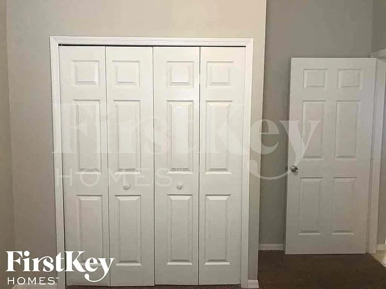 7424 Little Pond Ct — Photo 12