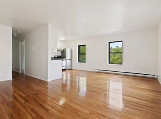 82 Bank St APT 2, New York, NY 10014