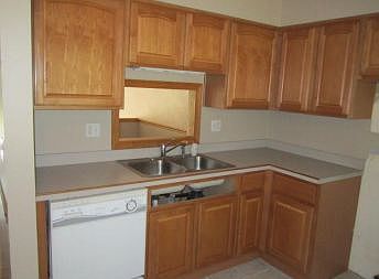 5th image of 5236 Creekside Blvd Unit J40