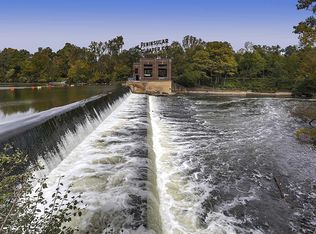 Peninsular Place Apartments, Ypsilanti, MI 48197