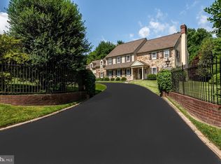 512 Fishers Rd, Bryn Mawr, PA 19010