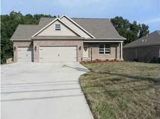 145 N Boehne Camp Rd, Evansville, IN 47712