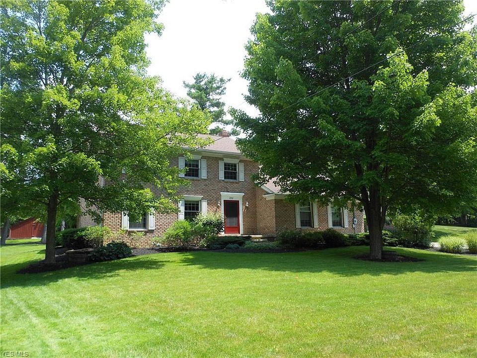 1st image of 2910 Whispering Pines Dr