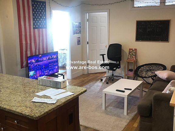 3rd image of 34 Egmont St #6