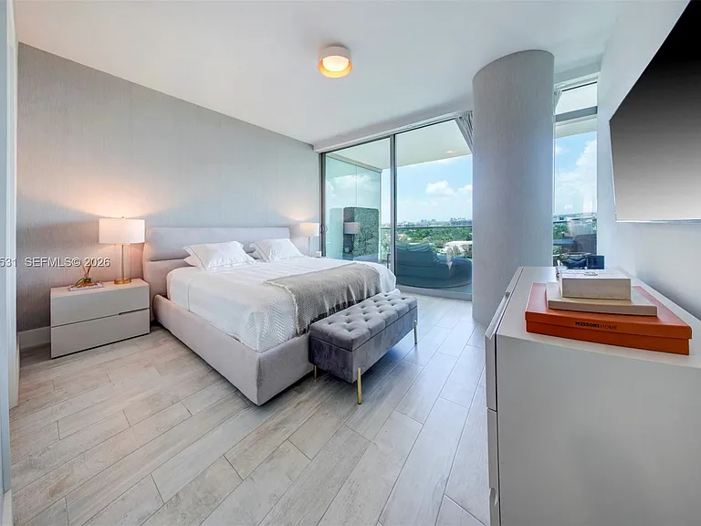 10201 Collins Ave #804 — Photo 20