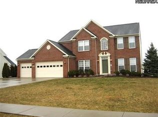 10094 Meadow Ridge Dr, Streetsboro, OH 44241