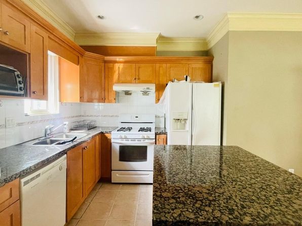 2 bedroom rental in Vancouver — photo 7