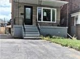 119 Gloucester Grv, Toronto, ON M6C 2A7