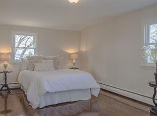 6 Buttonwood Ln, Cohasset, MA 02025