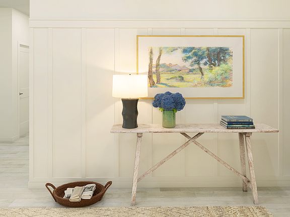 Foyer with decorative wall