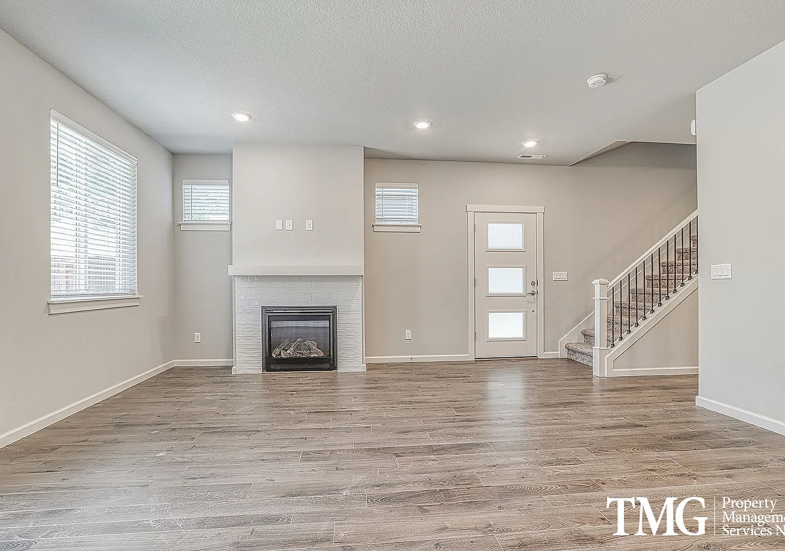 3 Bedroom, 2.5 Bath Townhome In Ridgefield! — Photo 2