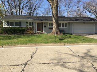 3538 9th Avenue Ct, Moline, IL 61265