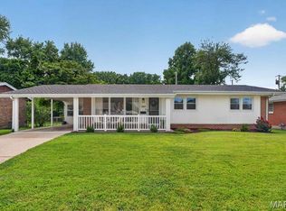 2609 W Adams St, Saint Charles, MO 63301