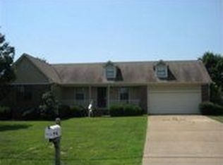 326 Maddox Dr, Jackson, TN 38305