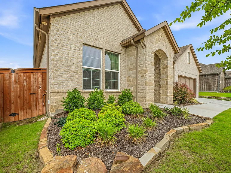 312 Honey Brook Ln — Photo 26