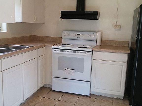 5th image of 1505 N Highland St