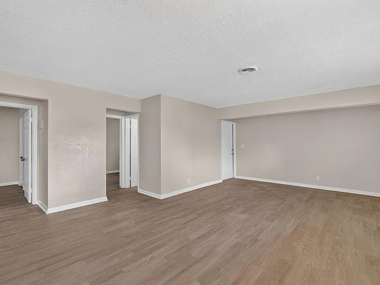2961 NE 7th Ave #B — Photo 7