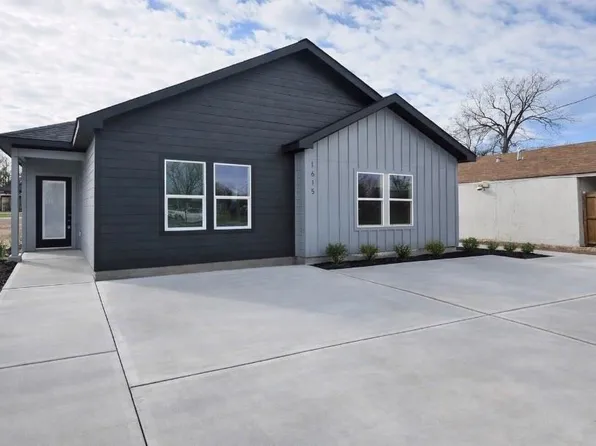 1615 Dolly Wright St, Houston, TX 77088