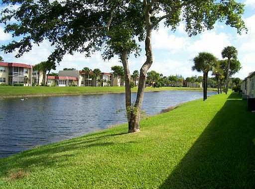 2nd image of 143 Lake Gloria Dr