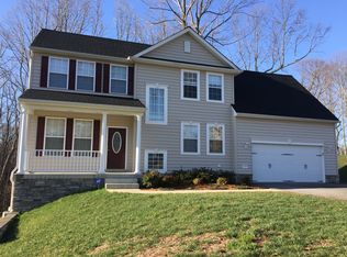 1727 Platinum Dr, Lusby, MD 20657