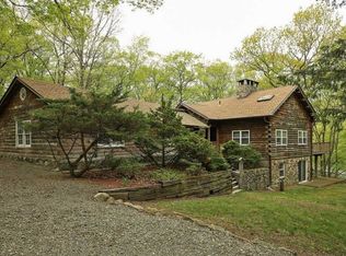 11 Forest Ln, Cold Spring, NY 10516