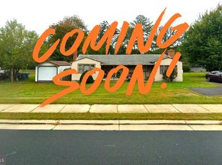 3727 W Ox Rd, Fairfax, VA 22033