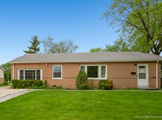80 Des Plaines Ln, Hoffman Estates, IL