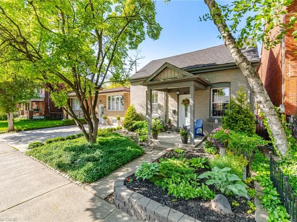 66 Chatham St, Hamilton, ON L8P 2B4